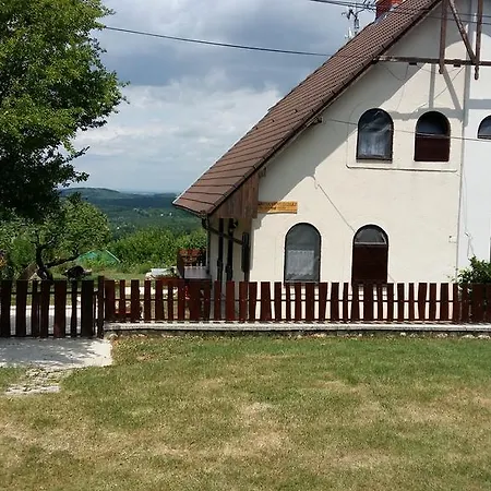 Anita Apartmanhaz Tatil Evi *